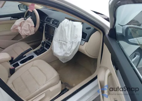 2013 Volkswagen Passat Se из США, поврежденный, VIN 1VWBH7A39DC053560